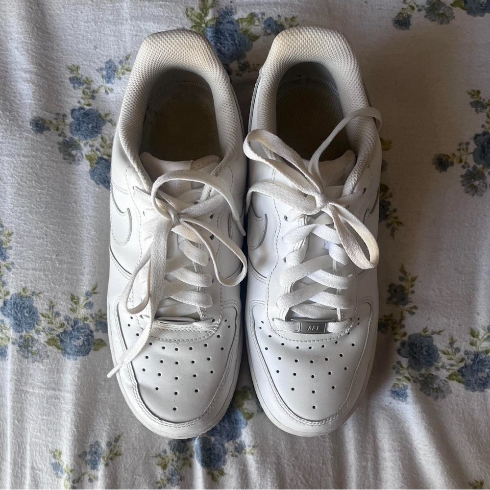 Nike Air Force 1 '07 EasyOn
Women's Shoes